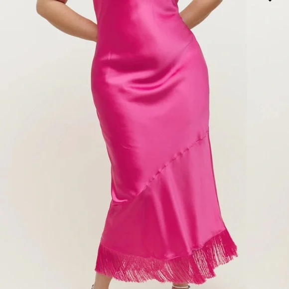 Reformation Alisal silk slip dress in hot pink - Picture 2 of 10